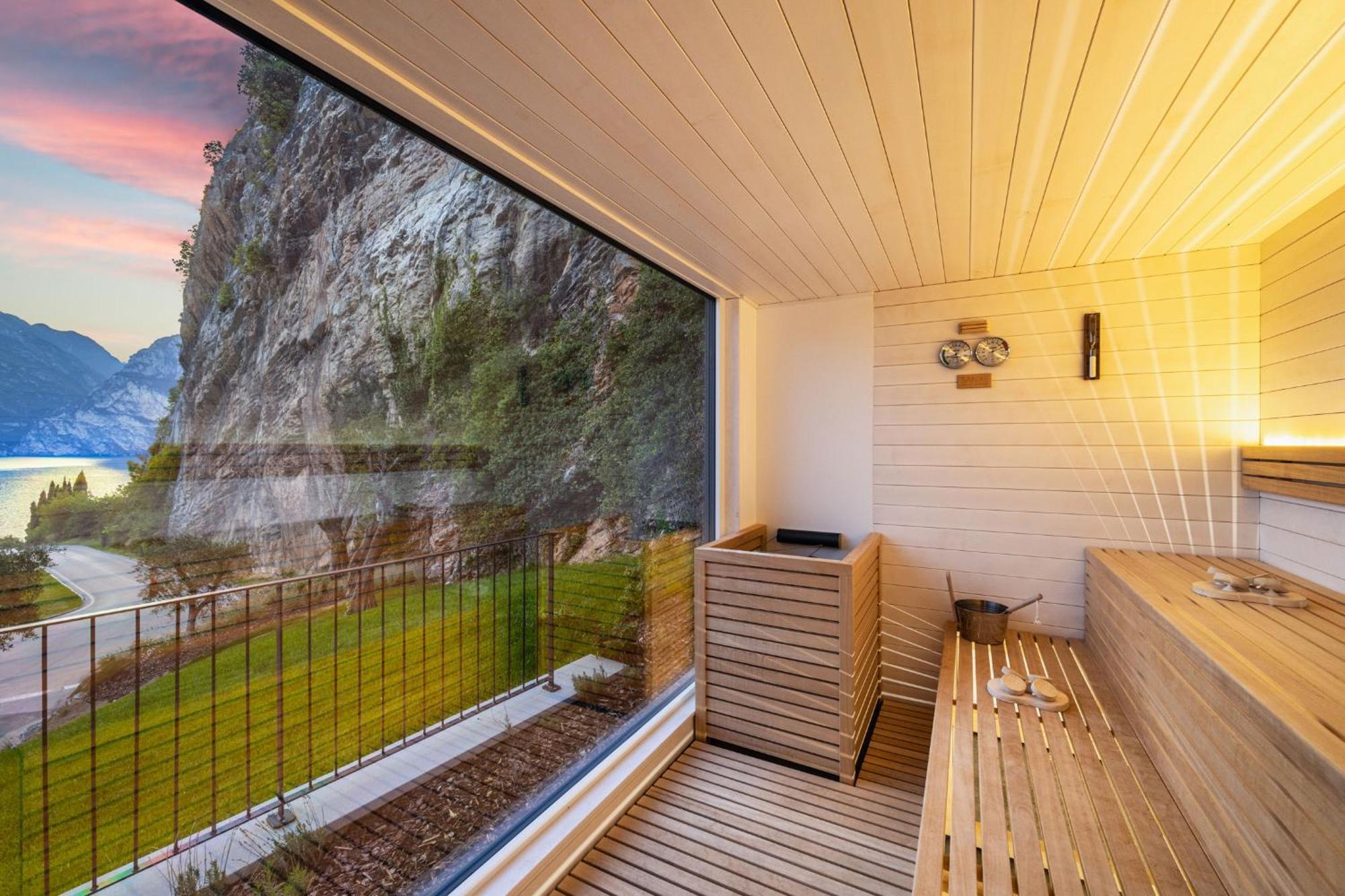 Gardea Soulfamily Resort Torbole Sul Garda Eksteriør bilde